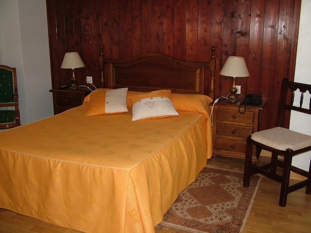 Hostal El Botero Cuzcurrita-Río Tirón エクステリア 写真