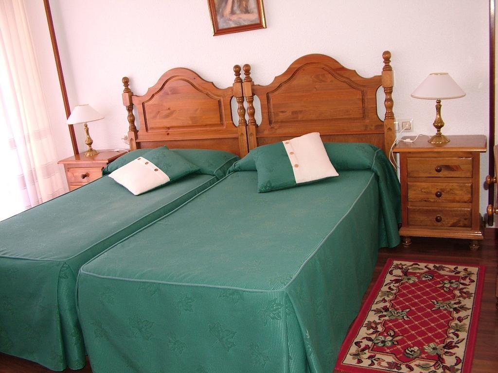 Hostal El Botero Cuzcurrita-Río Tirón エクステリア 写真